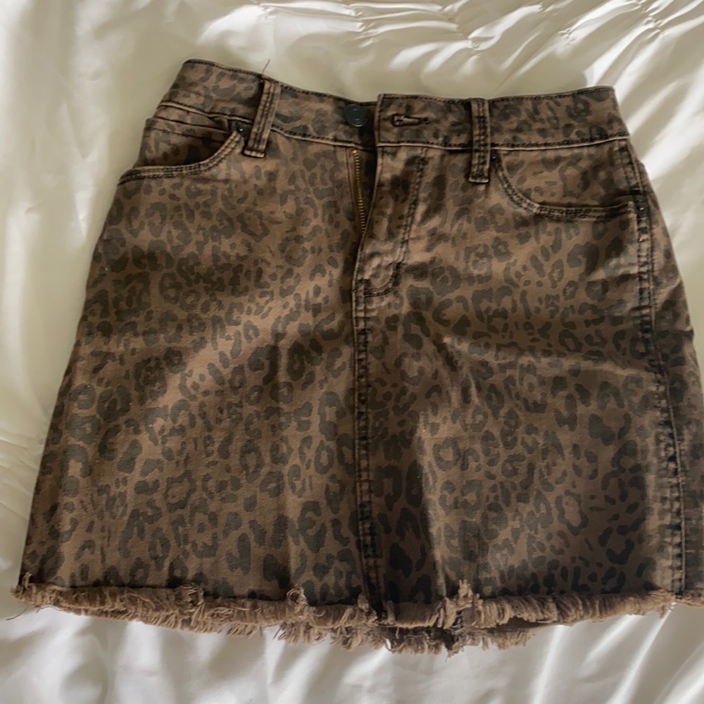 Mudd Skirt
